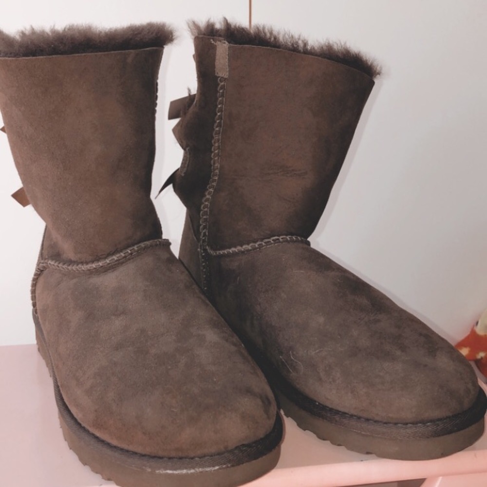 Chocolate Brown Bailey Bow UGGs